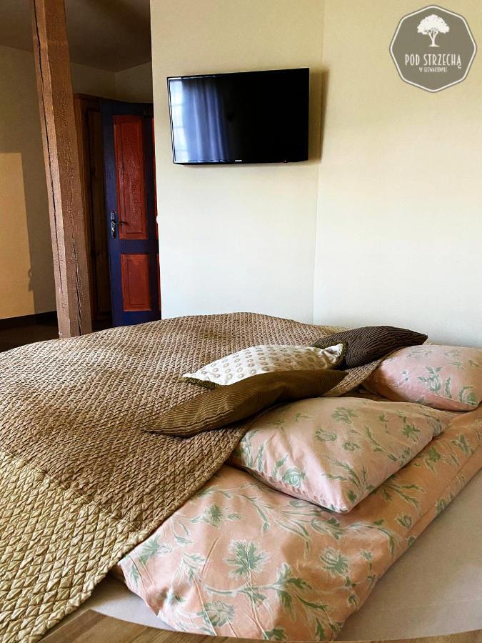 Dom Wypoczynkowy "Pod Strzecha" W Giewartowie Bagian luar foto